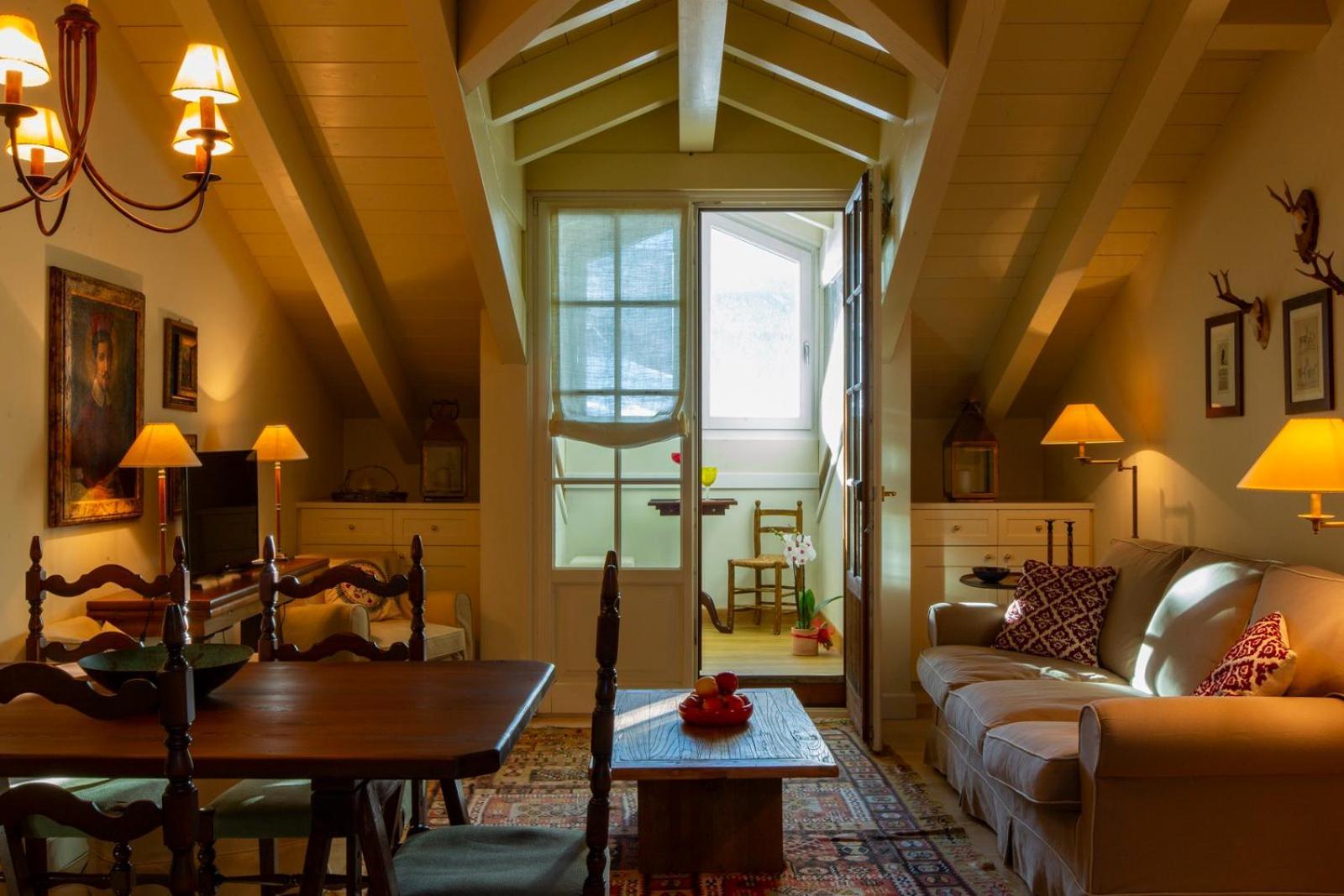 White Pine Lodge リヴィーニョ エクステリア 写真
