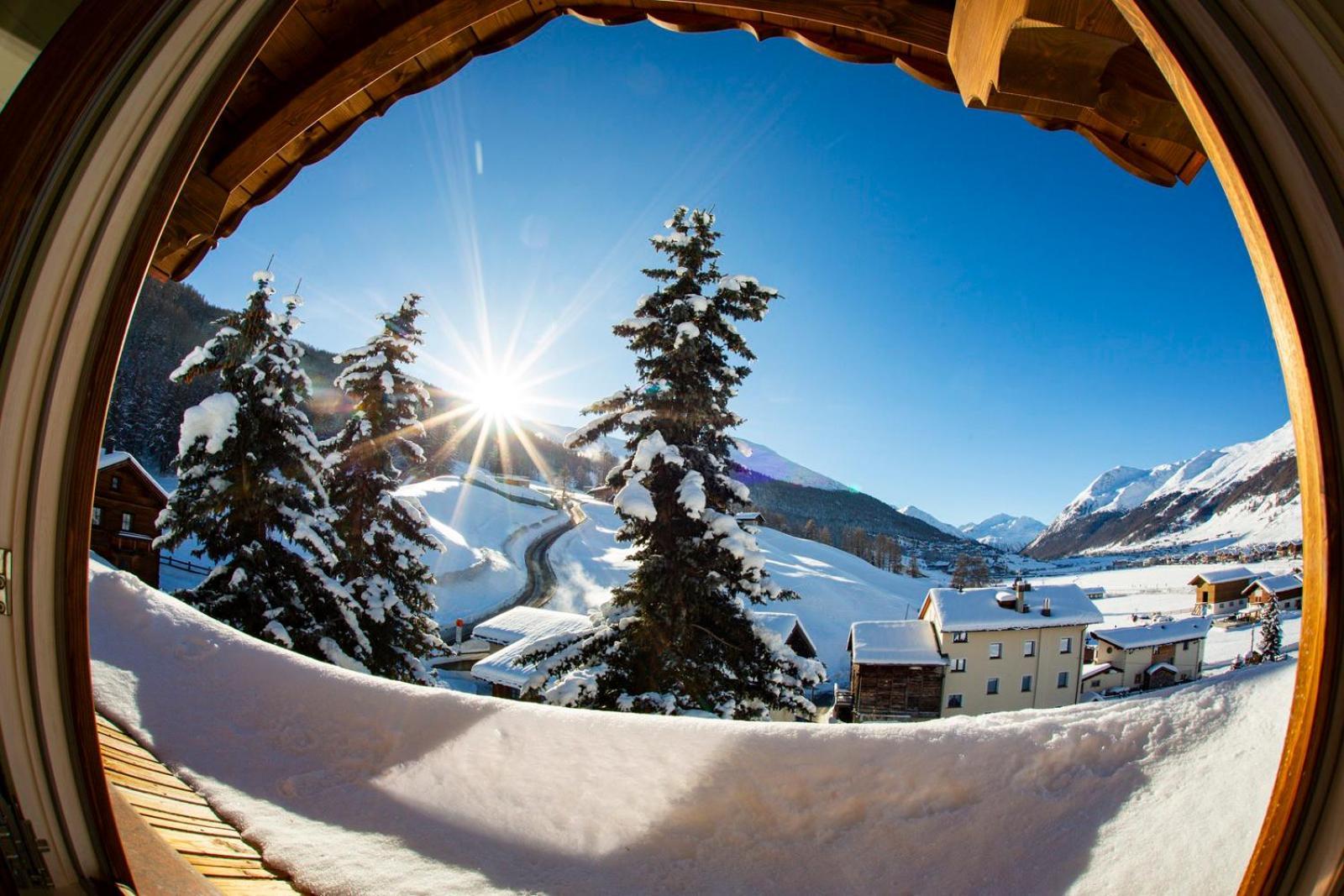 White Pine Lodge リヴィーニョ エクステリア 写真